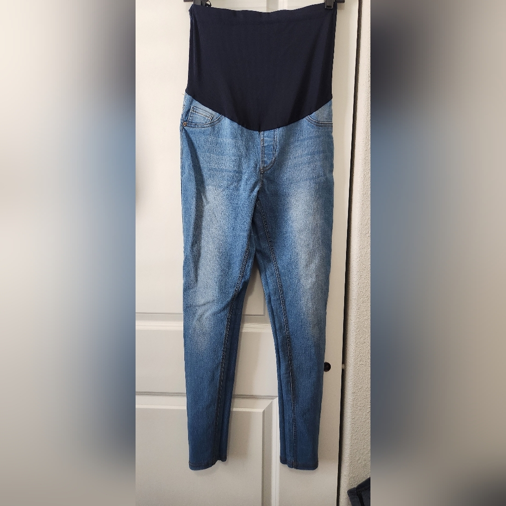 🤰🏽 5 For $25 Maternity JVINI Blue Skinny Jeans with Subtle Fading